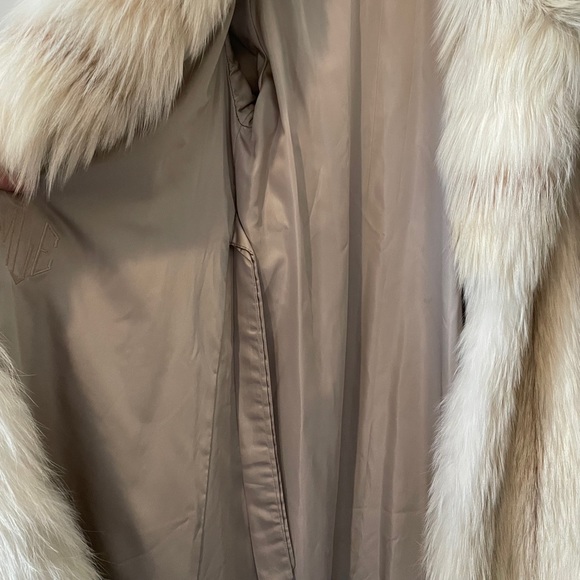Mother-in-Law’s Vintage 80s Fawn Fox Fur Coat in MINT Condition!!! - Picture 7 of 10